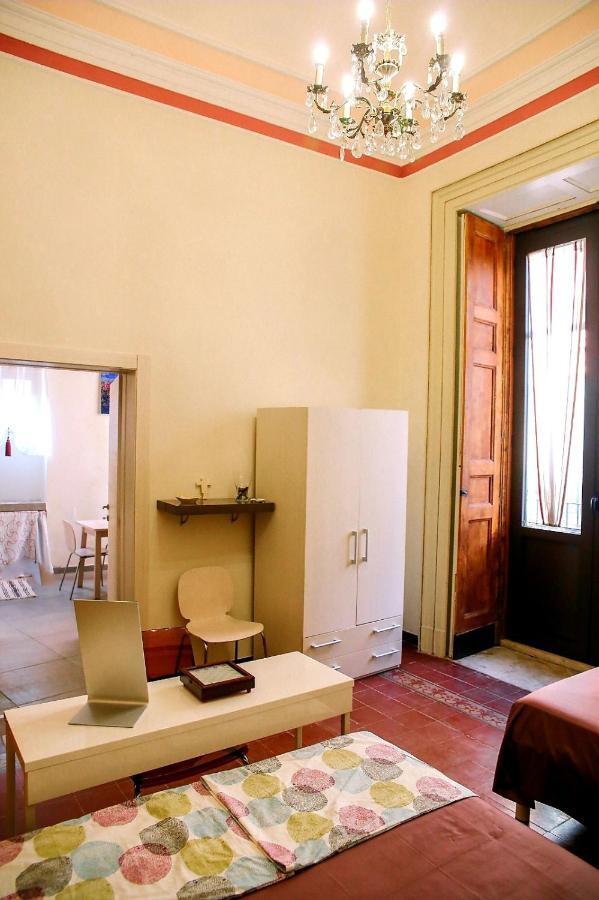 Center Street Apartment Katánie Exteriér fotografie